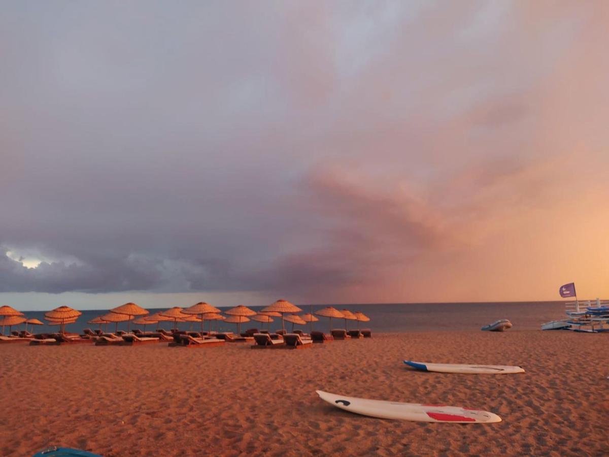 Gokceada Surf Egitim Merkezi Buitenkant foto